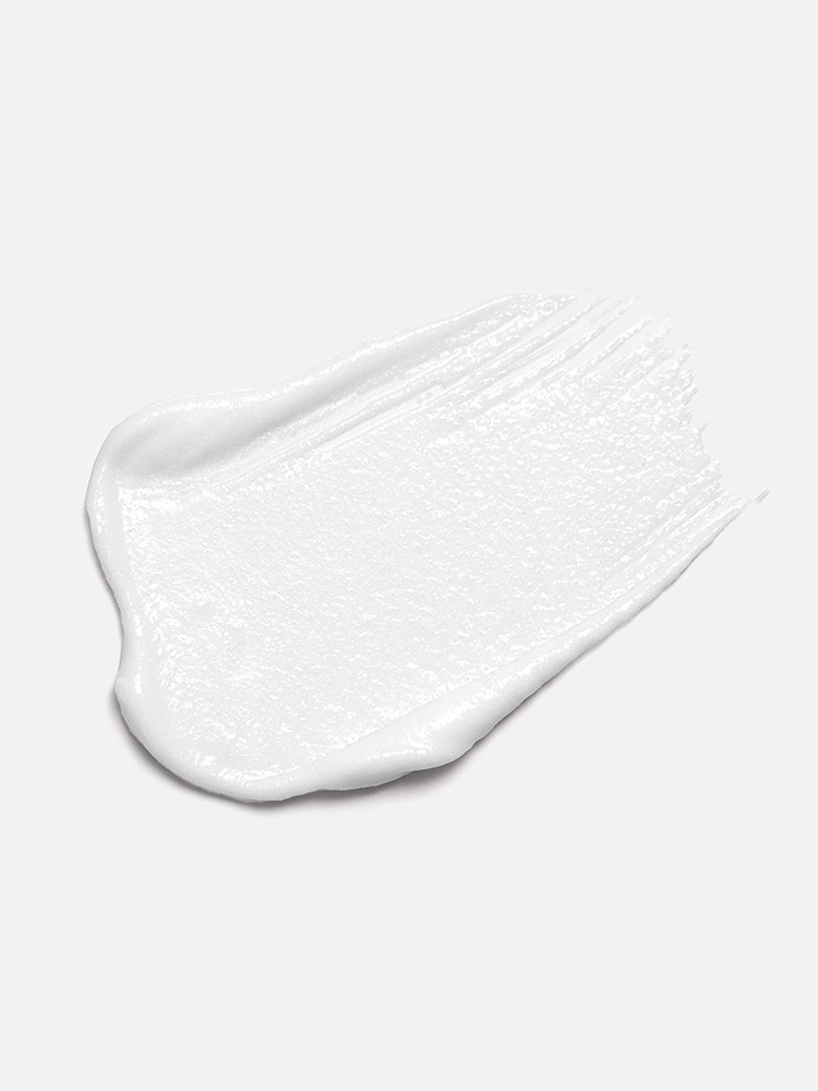 AGE-DEFYING DERMABRASION Instant improvement in pore visibility, radiance & smoothness.